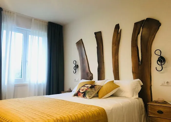 Rural Vivaldi Nature & *